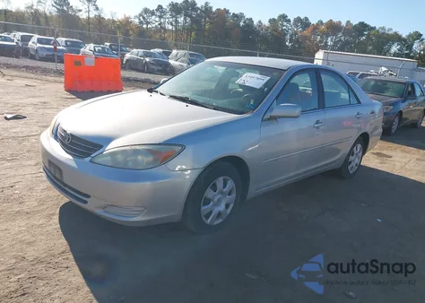 2004 Toyota Camry Le z USA, uszkodzony, nr VIN 4T1BE32K64U860926